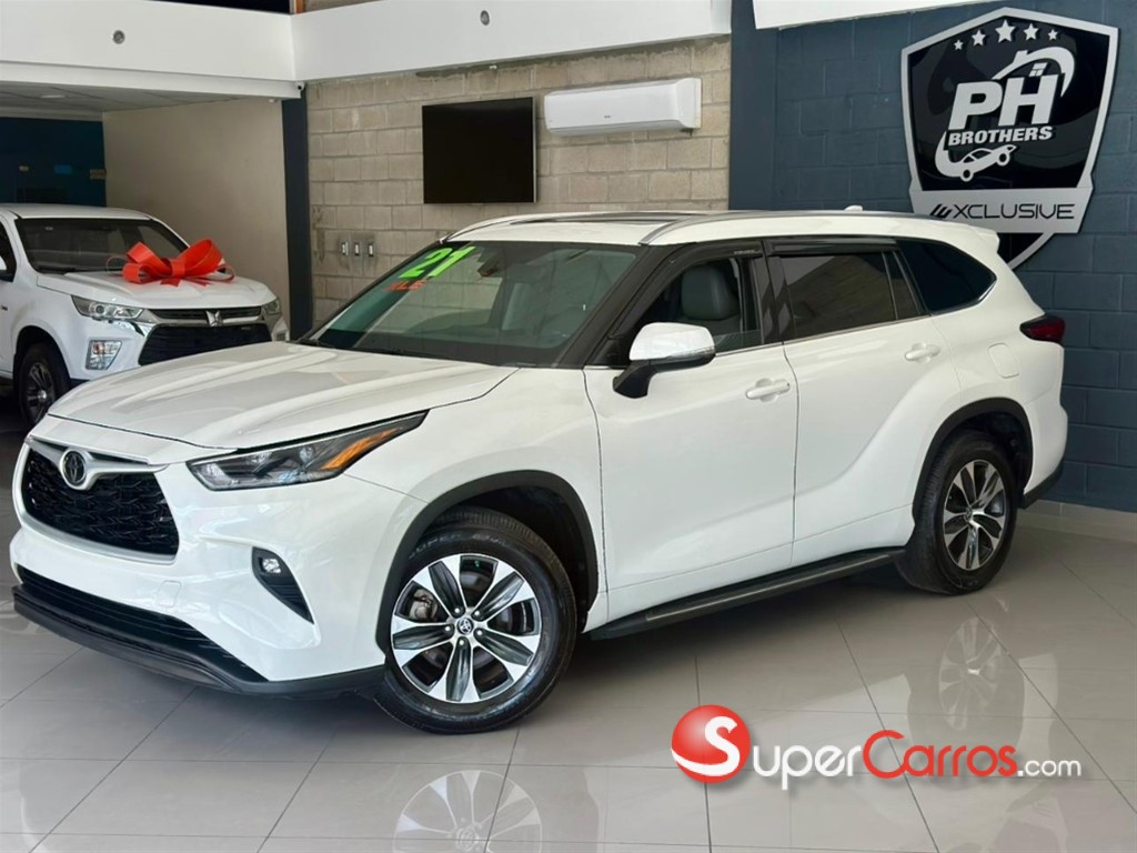 2021 Toyota Highlander XLE