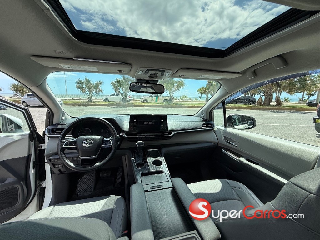 2021 Toyota Sienna Limited — foto 9 / 12