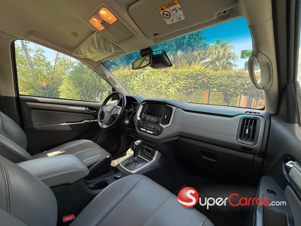 2022 Chevrolet Colorado LTZ — foto 8 / 10