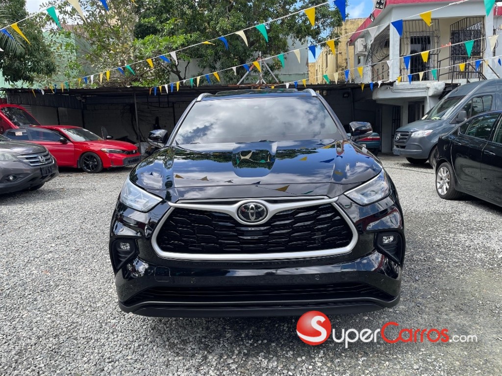 2022 Toyota Highlander XLE — foto 2 / 12