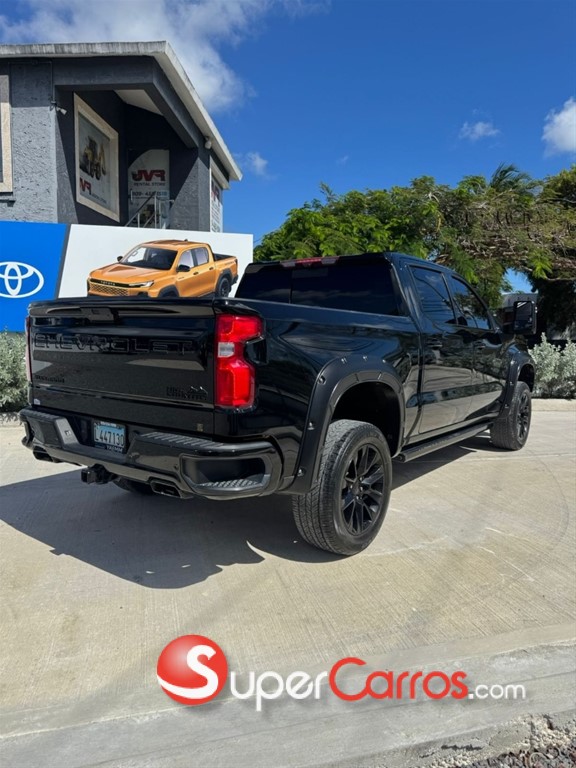 2022 Chevrolet Silverado — foto 4 / 10