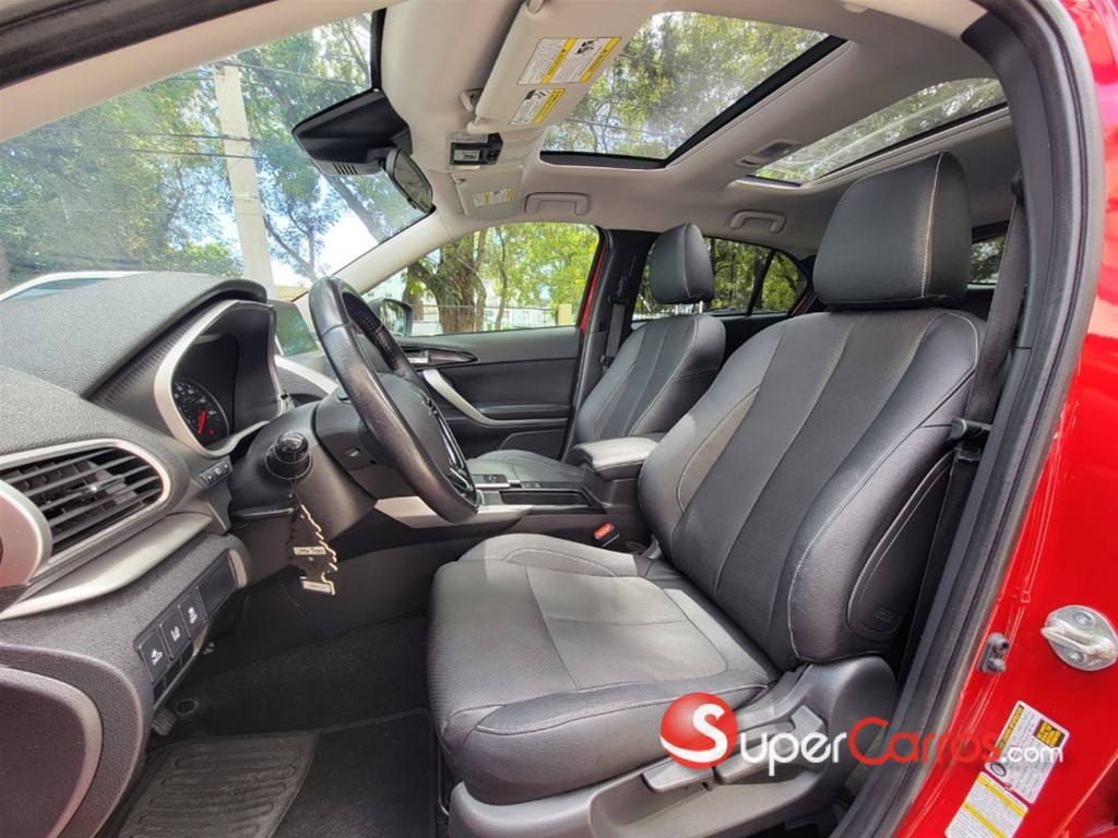 2020 Mitsubishi Motors Eclipse Cross — foto 6 / 10