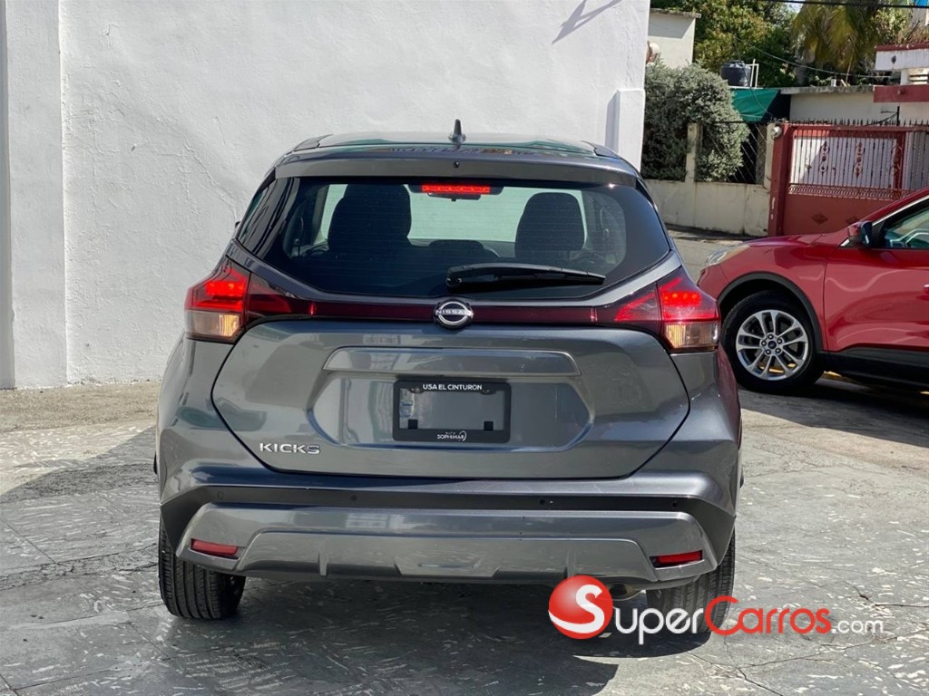 2024 Nissan Kicks SV — foto 2 / 7
