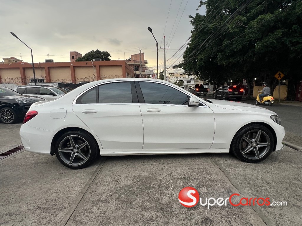 2015 Mercedes-Benz Clase C 250 — foto 5 / 11
