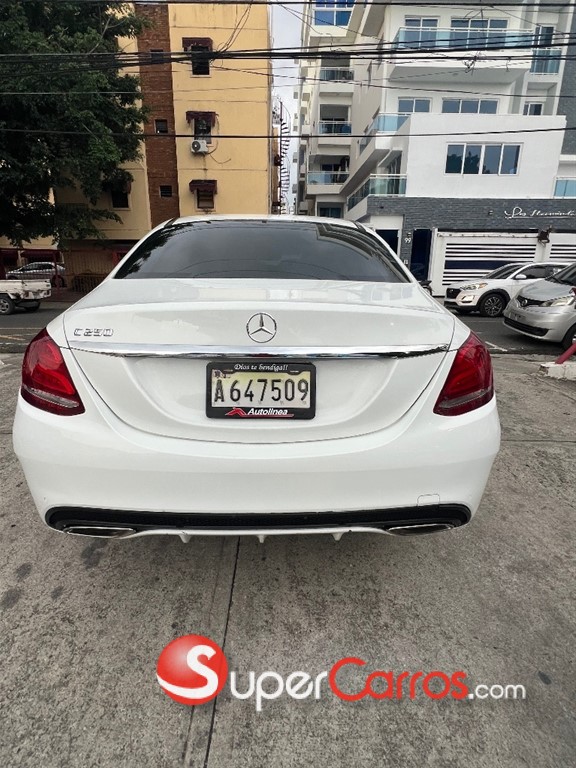 2015 Mercedes-Benz Clase C 250 — foto 6 / 11