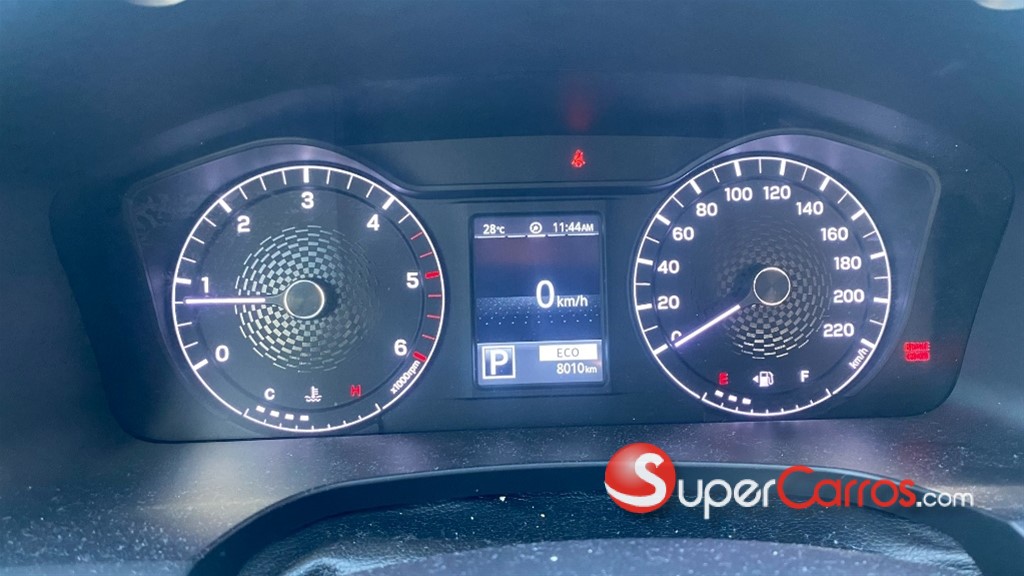 2025 KGM Musso Grand ADVENTURE — foto 6 / 12