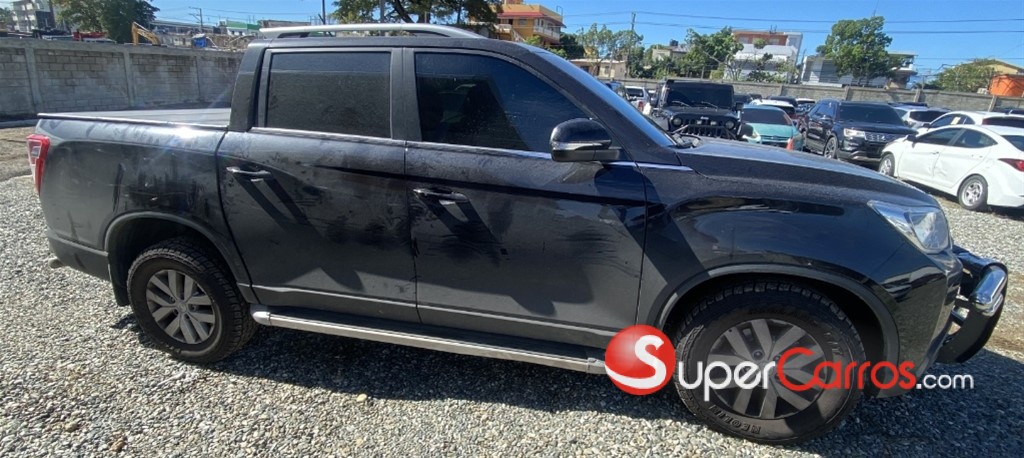 2025 KGM Musso Grand ADVENTURE — foto 10 / 12