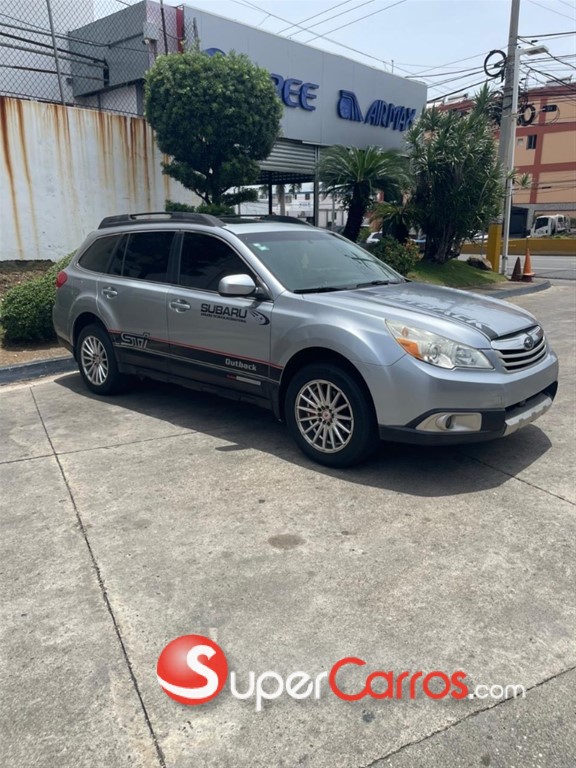 2012 Subaru Outback Limited — foto 7 / 9