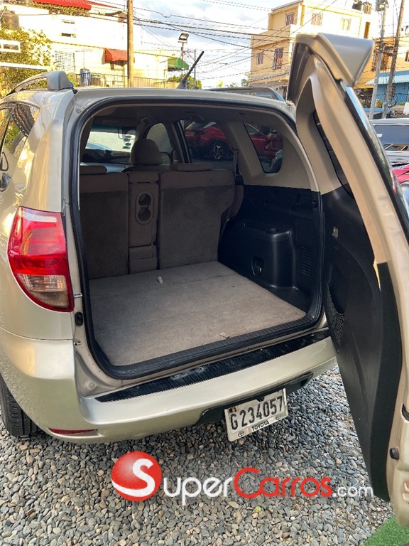 2008 Toyota RAV4 LE — foto 5 / 9