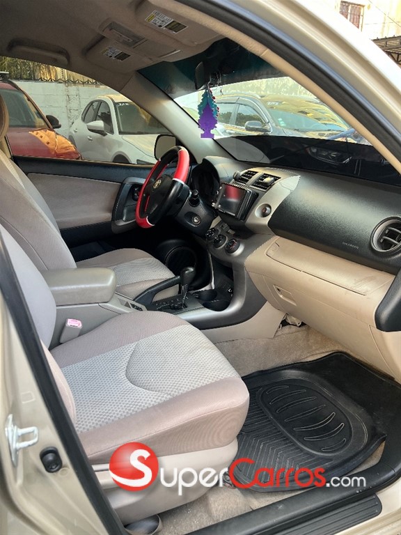 2008 Toyota RAV4 LE — foto 6 / 9