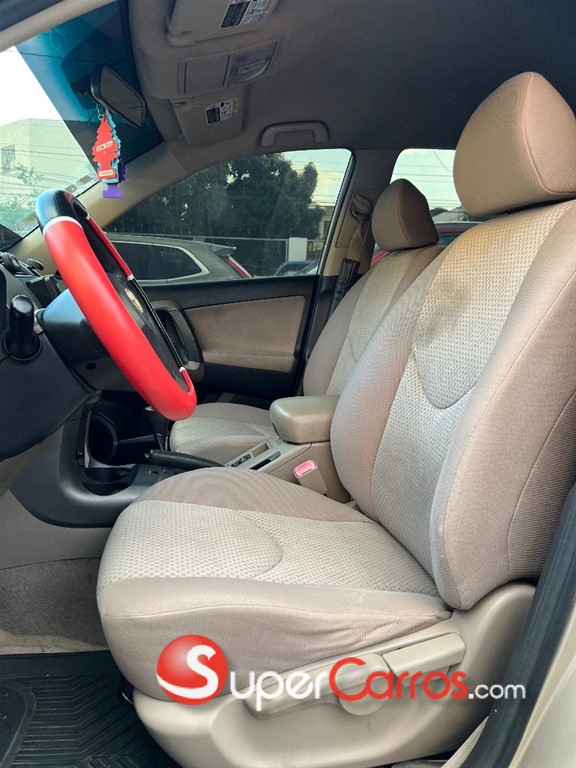 2008 Toyota RAV4 LE — foto 9 / 9
