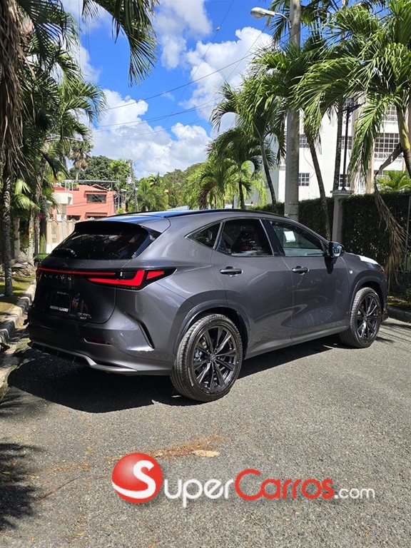 2026 Lexus NX 350H F SPORT — foto 4 / 8