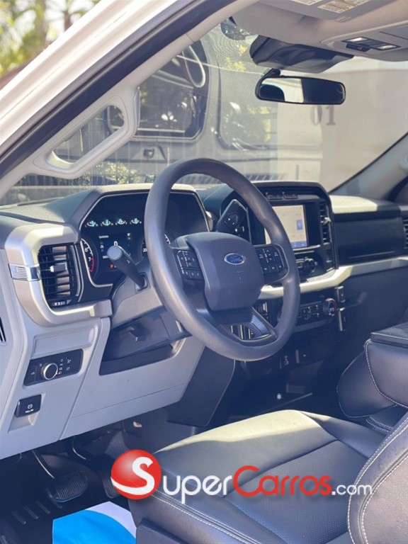 2021 Ford F 150 XLT — foto 8 / 11