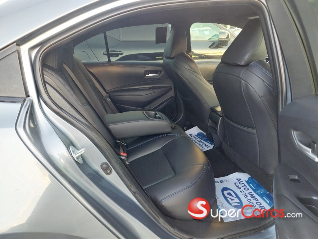 2021 Toyota Corolla SE — foto 6 / 12