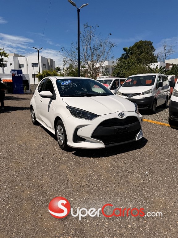 2020 Toyota Yaris Hatchback — foto 3 / 10