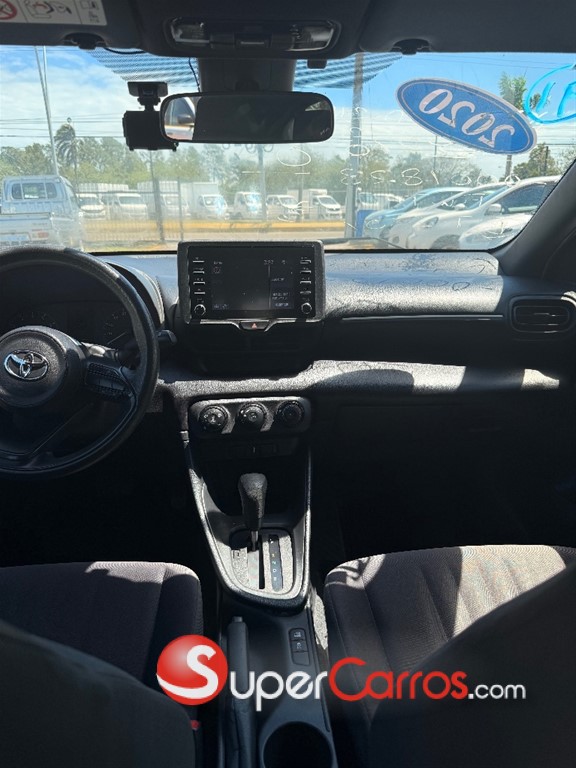 2020 Toyota Yaris Hatchback — foto 6 / 10
