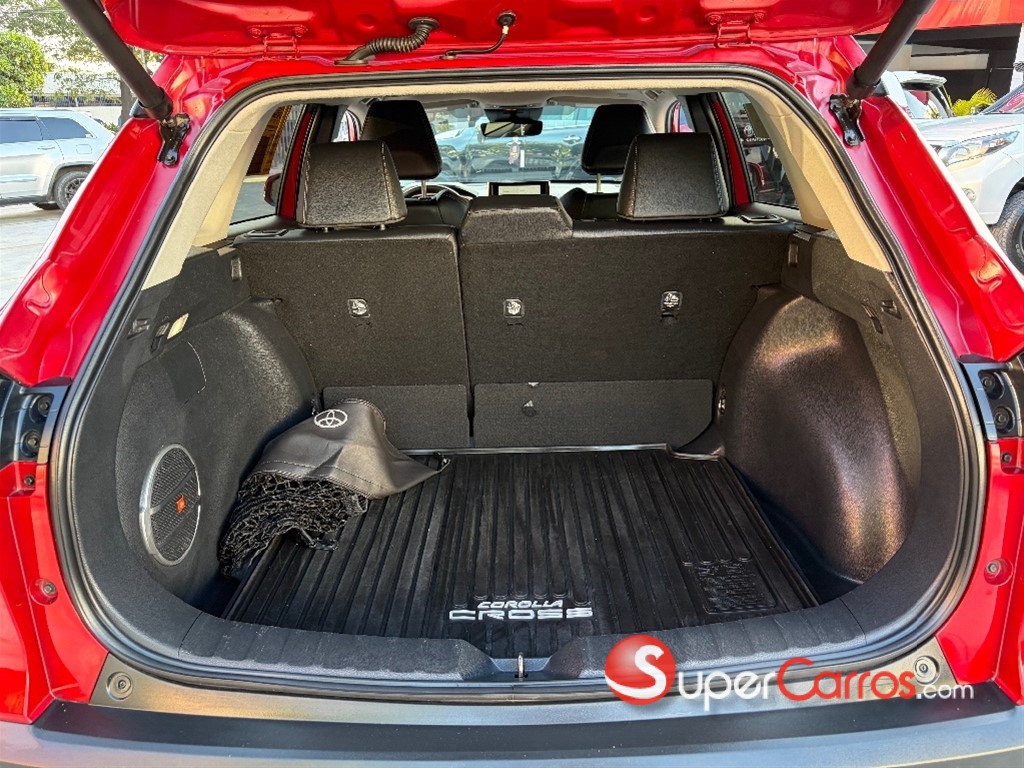 2023 Toyota Corolla Cross — foto 6 / 10
