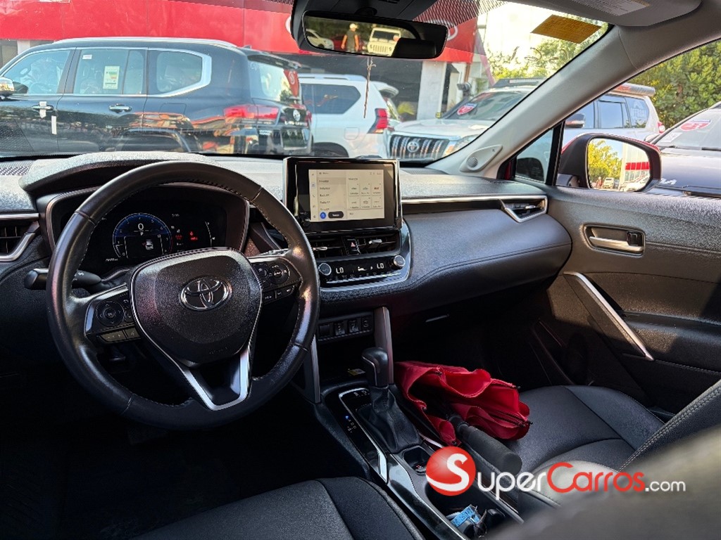 2023 Toyota Corolla Cross — foto 8 / 10