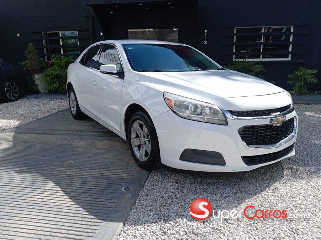 2016 Chevrolet Malibu LT — foto 3 / 10
