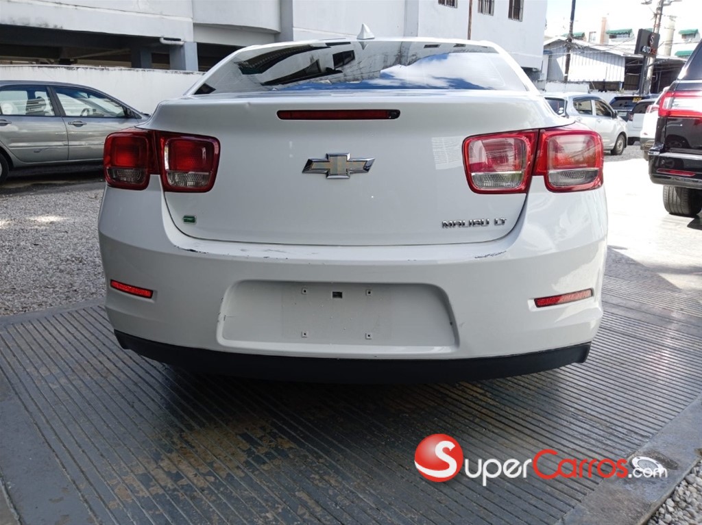 2016 Chevrolet Malibu LT — foto 9 / 10