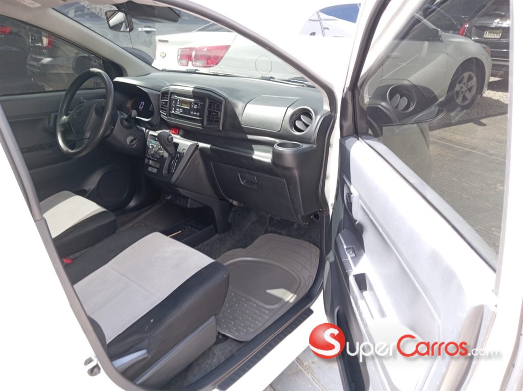 2018 Daihatsu Mira — foto 7 / 9