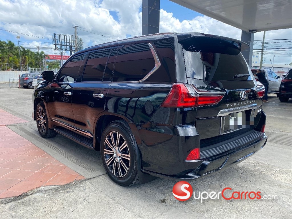 2016 Lexus LX 570 Super Sport — foto 6 / 12