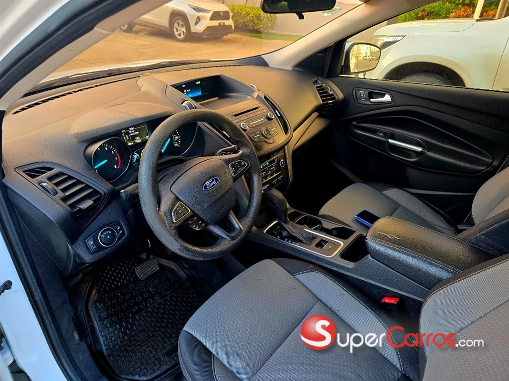 2017 Ford Escape SE — foto 5 / 10