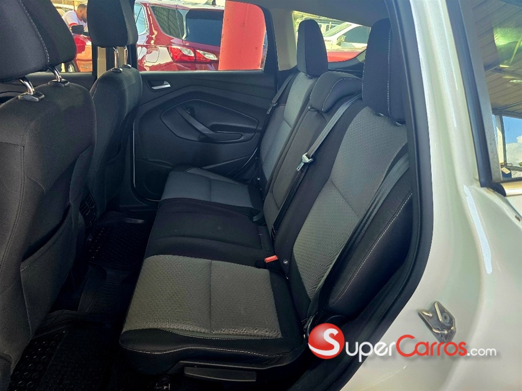 2017 Ford Escape SE — foto 10 / 10