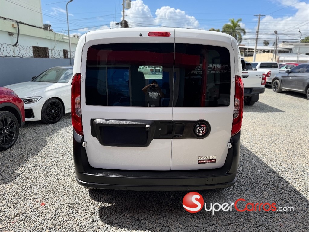 2020 Dodge Ram Promaster 1500 — foto 11 / 11