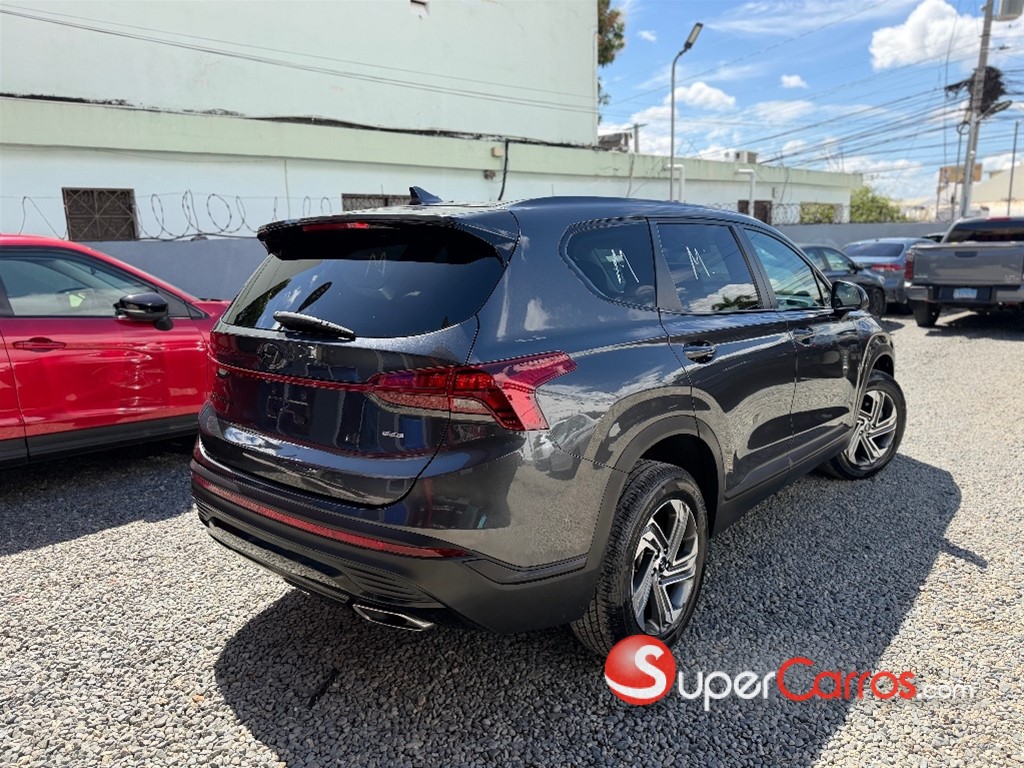 2021 Hyundai Santa Fe SE — foto 5 / 12
