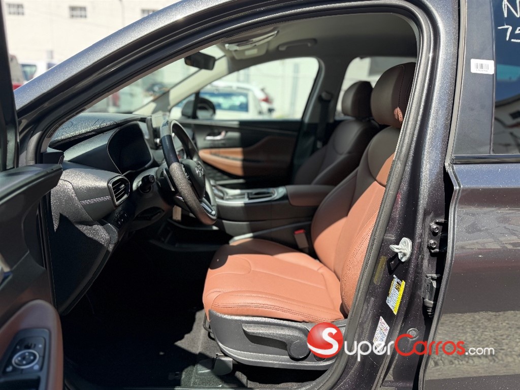 2021 Hyundai Santa Fe SE — foto 6 / 12