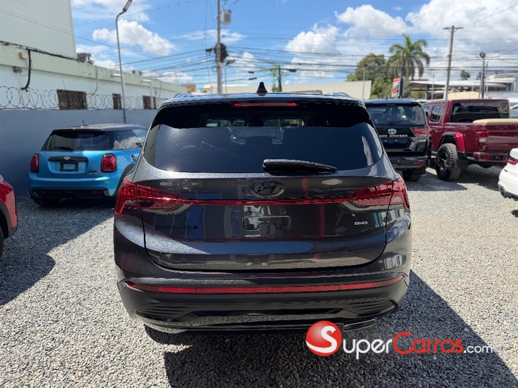 2021 Hyundai Santa Fe SE — foto 10 / 12