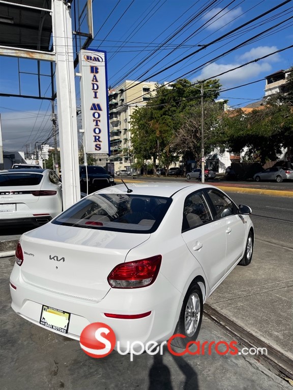 2026 Kia Soluto LX — foto 4 / 11