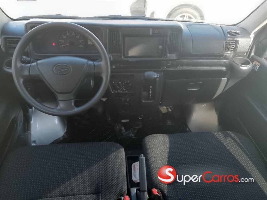 2020 Daihatsu Hijet — foto 7 / 12