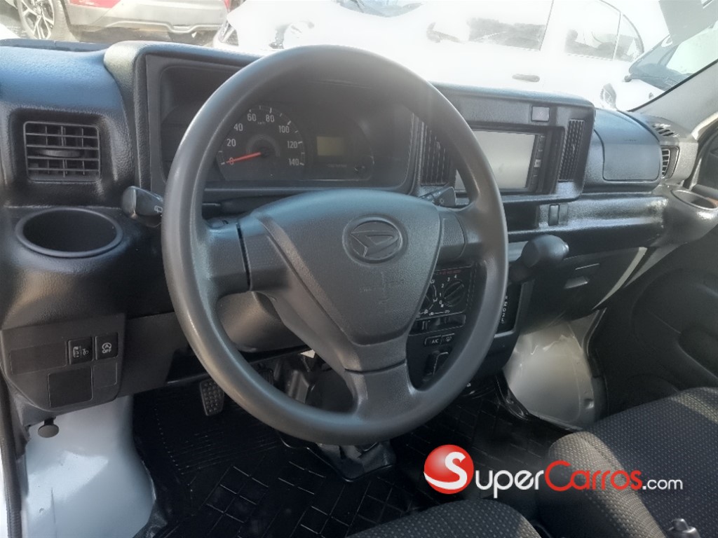 2020 Daihatsu Hijet — foto 10 / 12