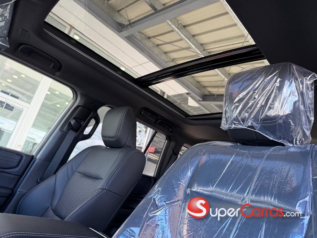 2027 Toyota Land Cruiser Prado LUXURY 1L — foto 7 / 11