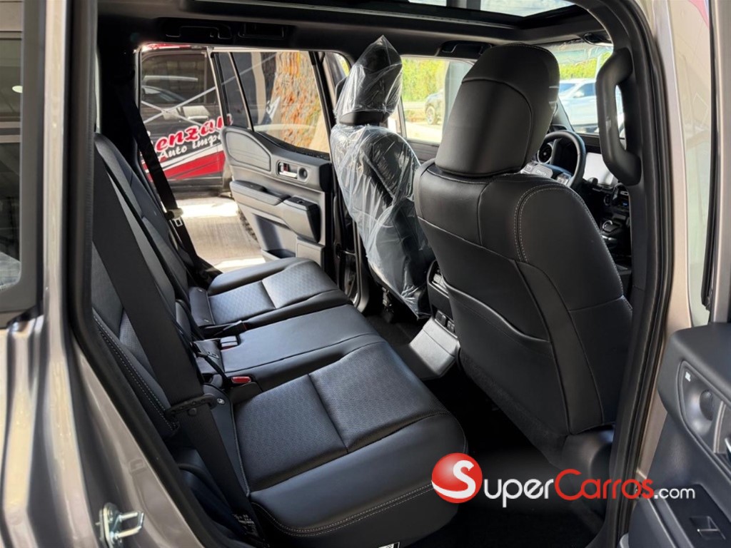 2027 Toyota Land Cruiser Prado LUXURY 1L — foto 9 / 11