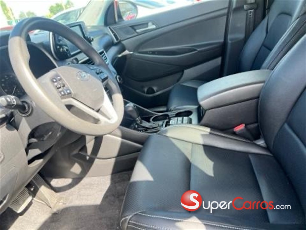 2021 Hyundai Tucson SE — foto 8 / 9