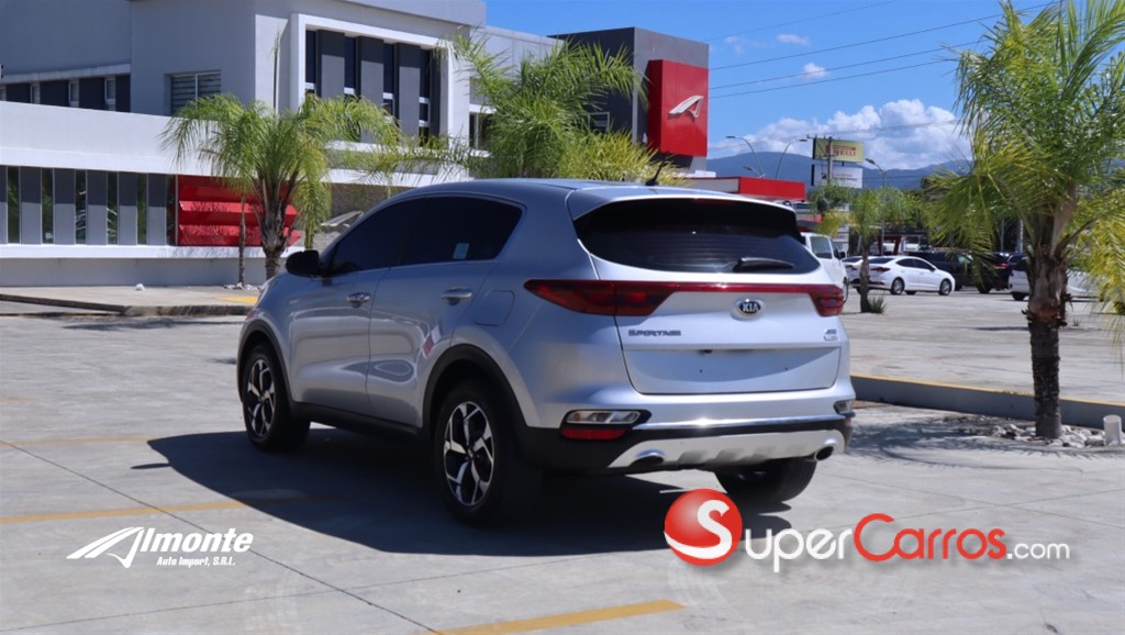 2020 Kia Sportage — foto 2 / 11