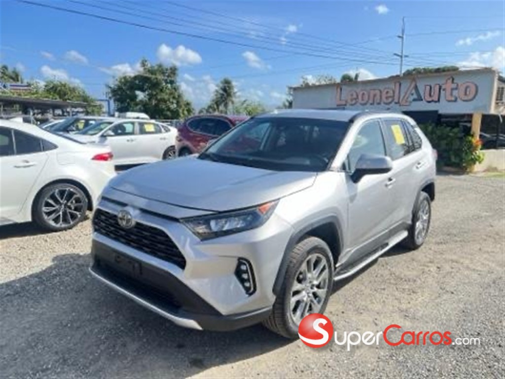 2020 Toyota RAV4 LE PLUS