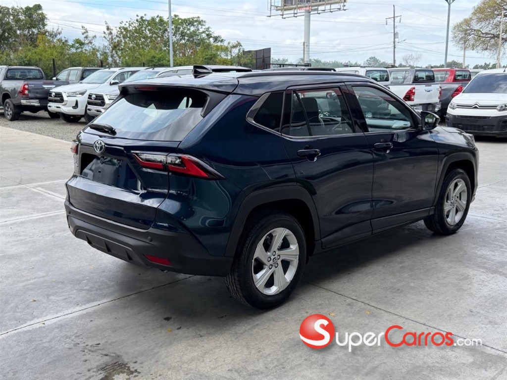 2026 Toyota Yaris Cross Full — foto 3 / 9