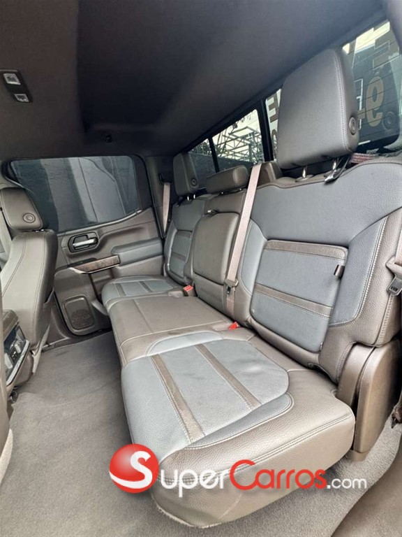 2022 GMC Sierra Denali — foto 2 / 10