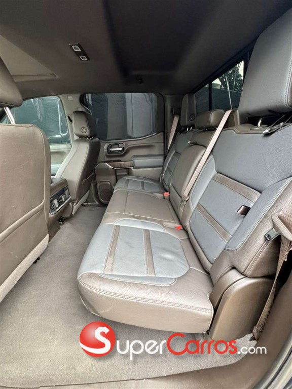 2022 GMC Sierra Denali — foto 5 / 10