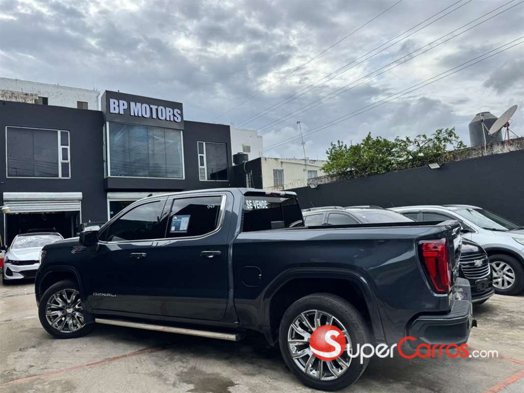 2022 GMC Sierra Denali — foto 6 / 10