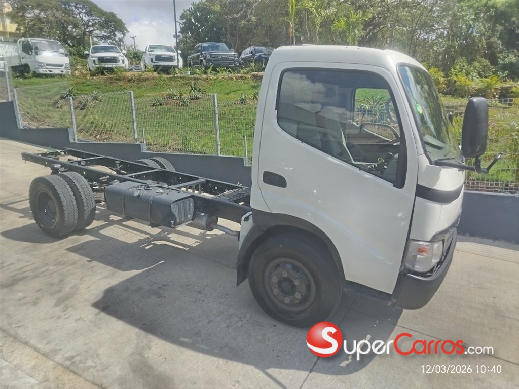 2010 Hino WU 410 L — foto 4 / 12