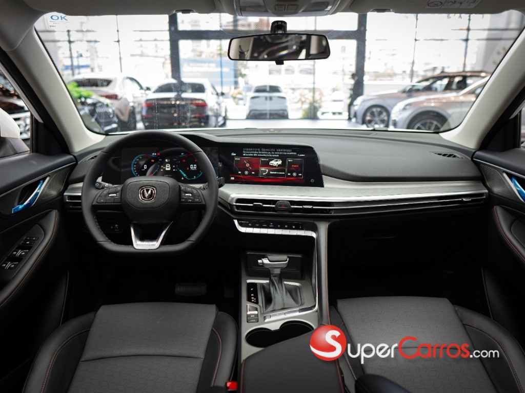 2027 Changan CS 35 Plus — foto 10 / 12