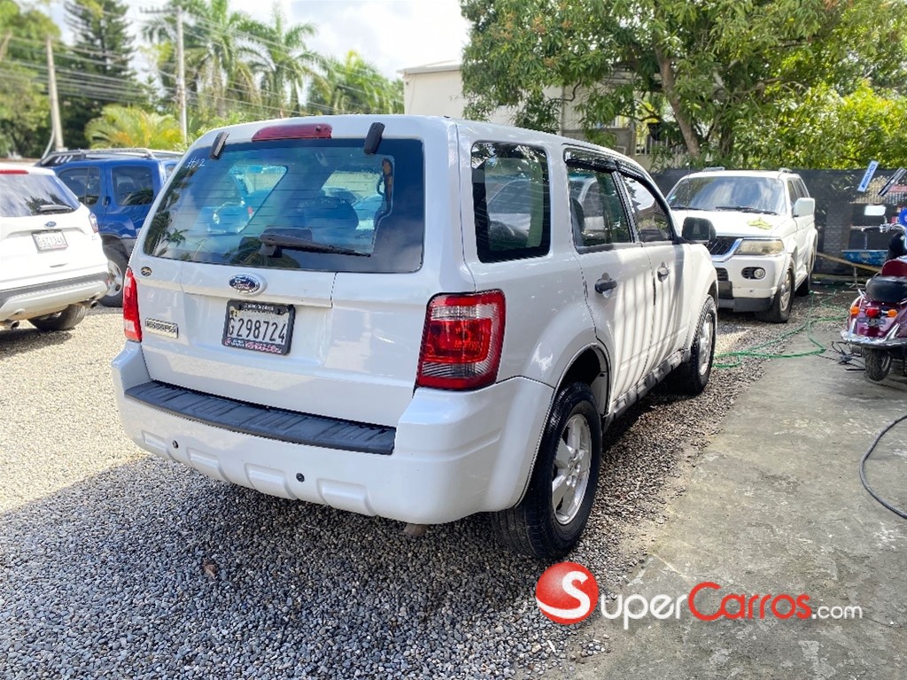 2009 Ford Escape — foto 6 / 8