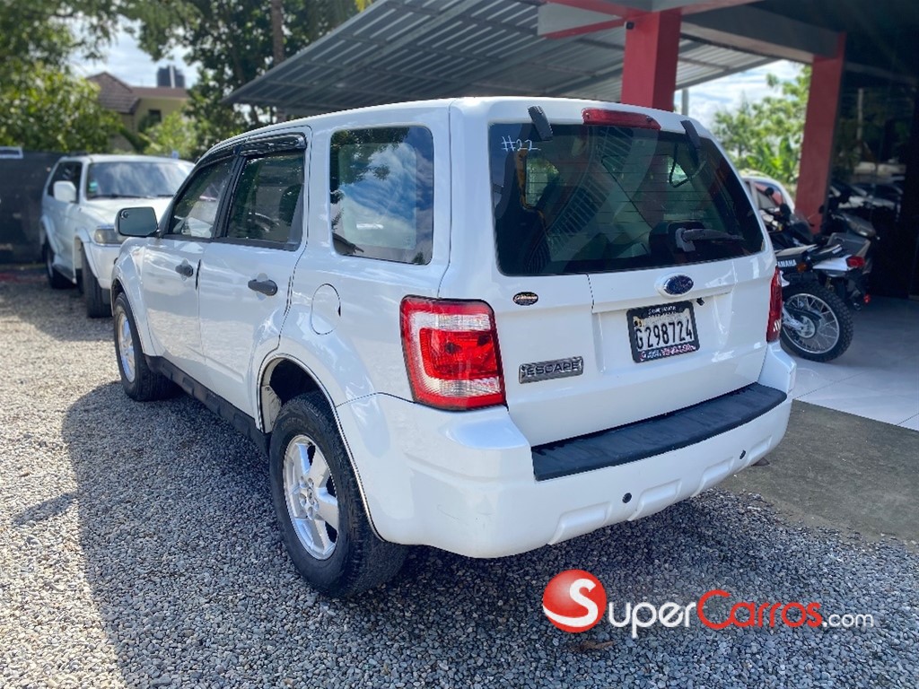 2009 Ford Escape — foto 7 / 8