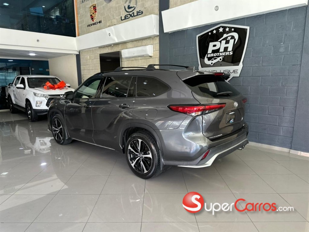 2021 Toyota Highlander XSE — foto 4 / 12
