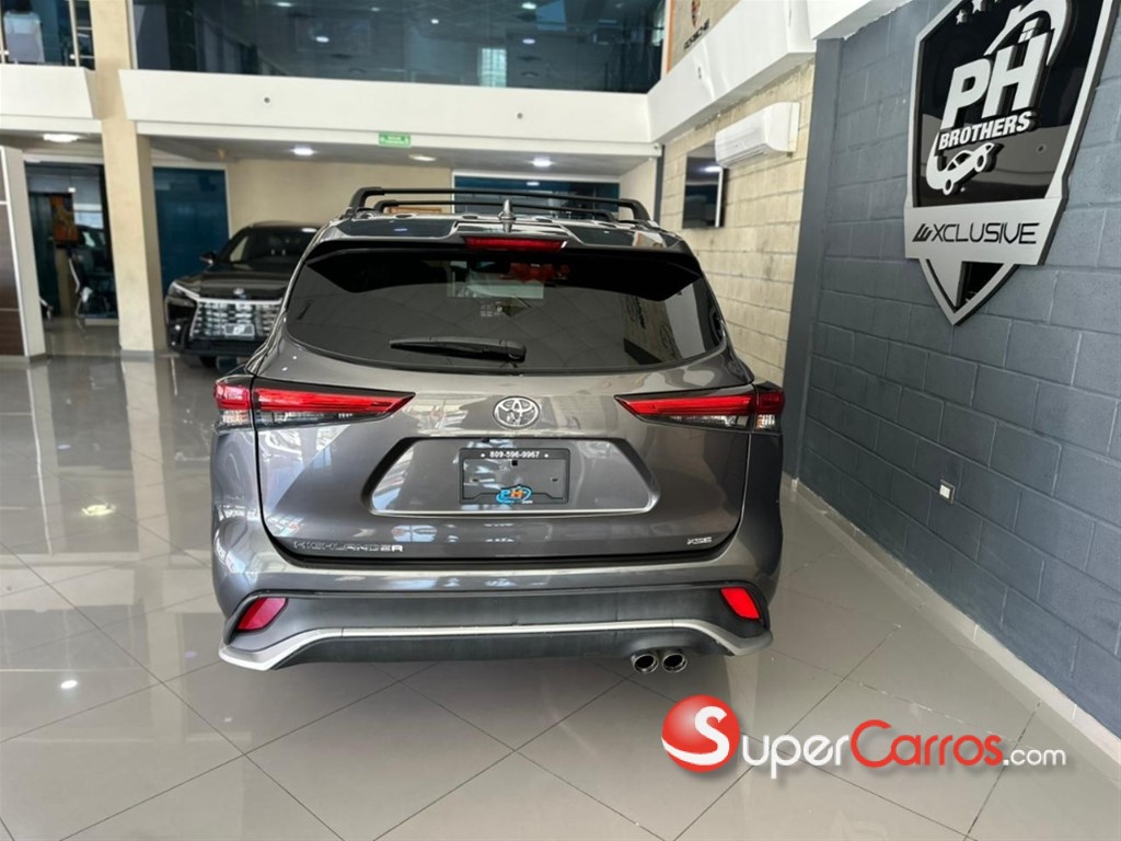 2021 Toyota Highlander XSE — foto 5 / 12